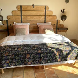 Couette-café Bella Vida, Fourques (Gard)